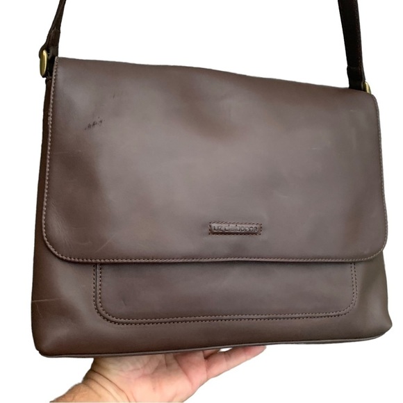 Liz Claiborne Leather Co. Shoulder Handbag Purse - Picture 4 of 9